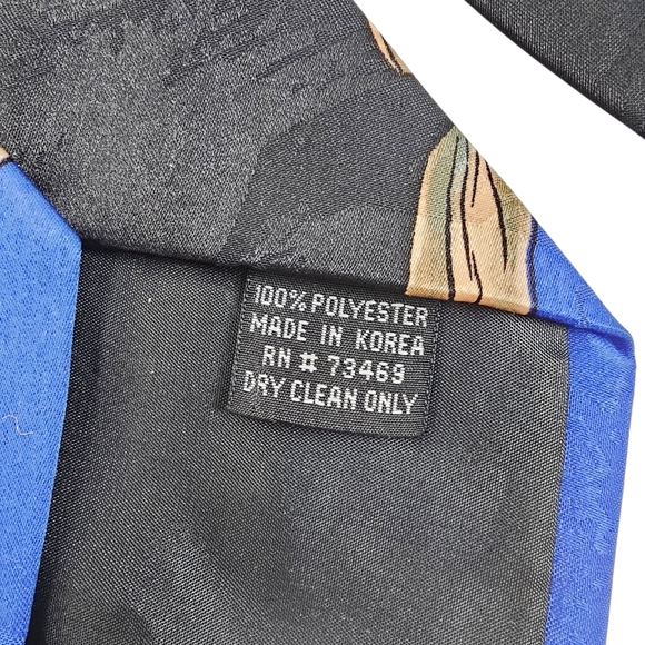 Vintage Hanna-Barbera 1993 Fred Flintstone Tie - Picture 6 of 9